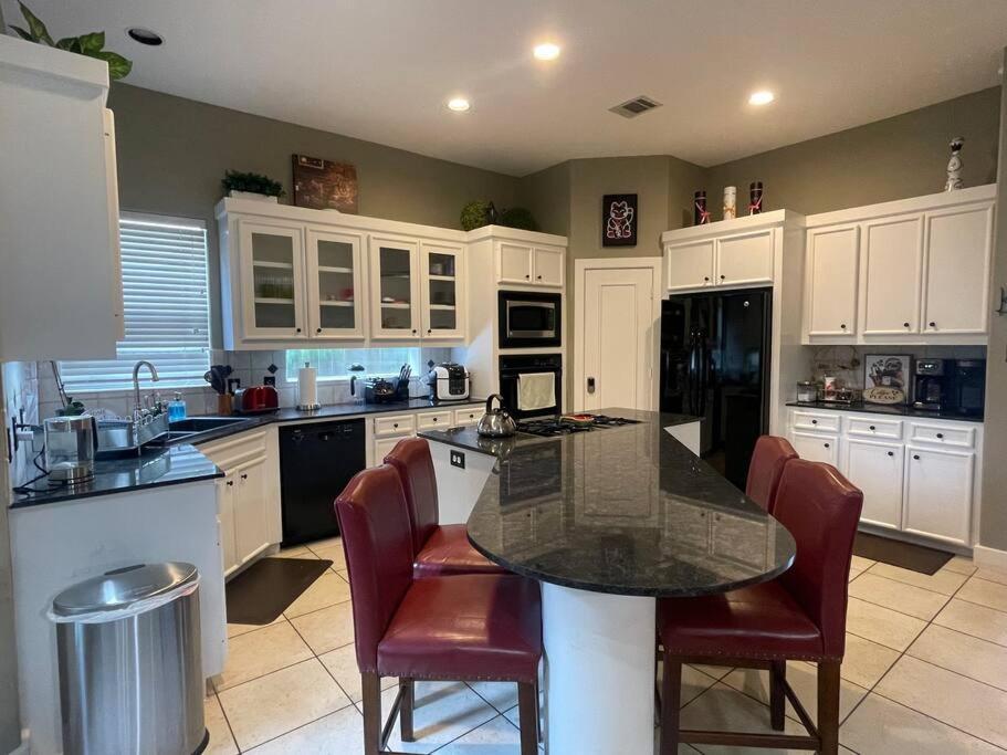 Wanderlust Villa Near Galleria Mall Houston Extérieur photo