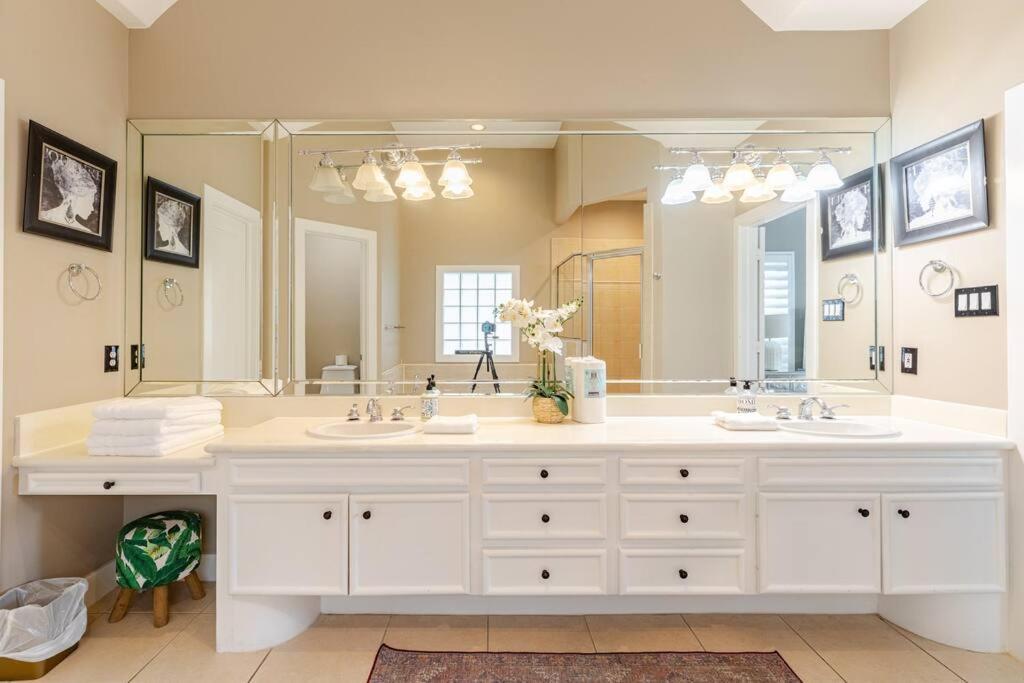 Wanderlust Villa Near Galleria Mall Houston Extérieur photo